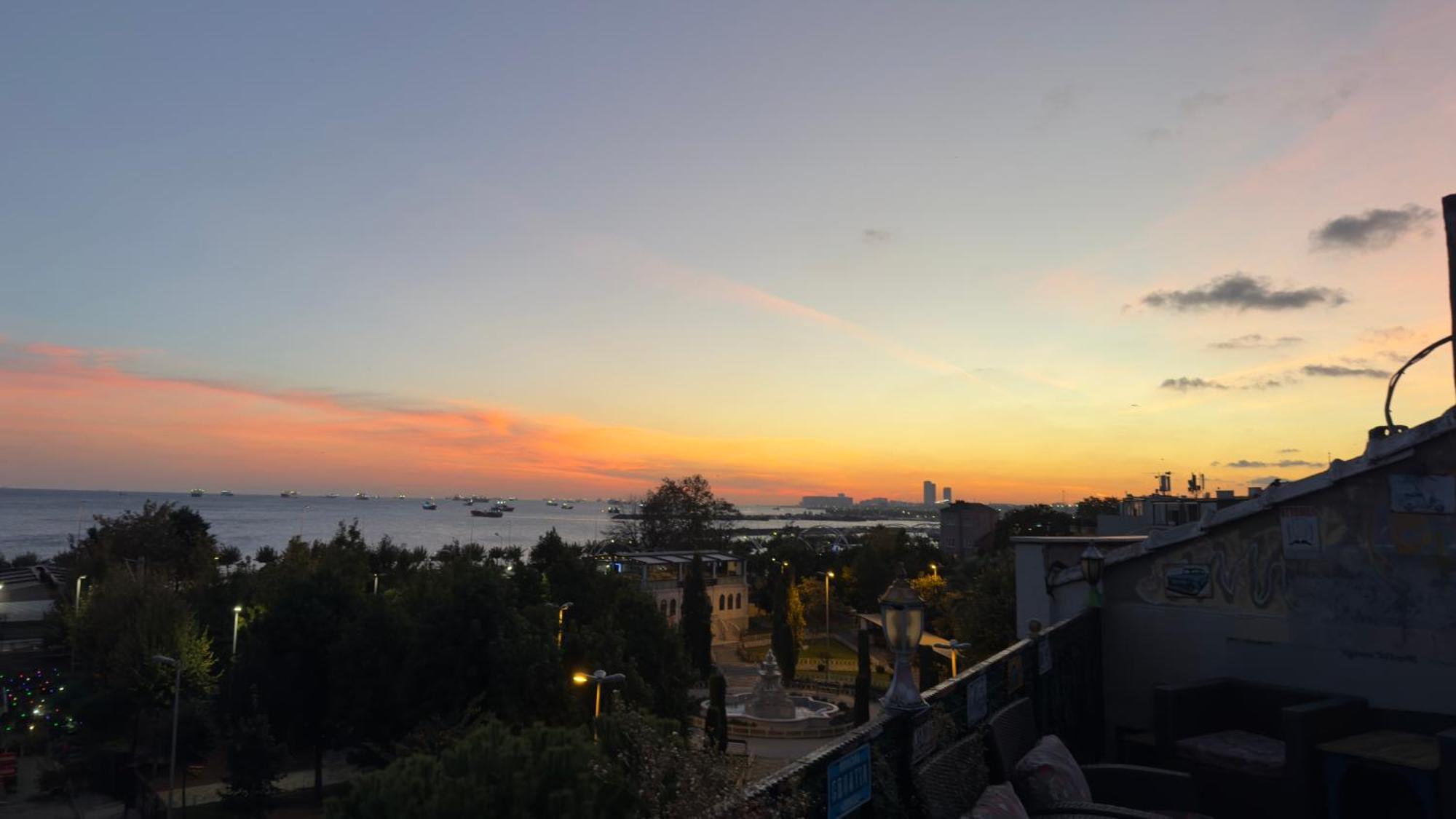 Green Life Apart Hotel Istanbul Bagian luar foto